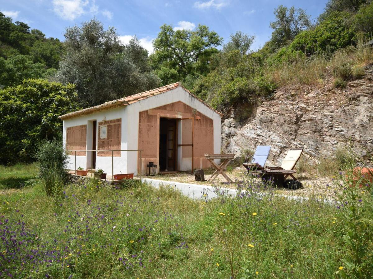 Quiet And Cottage In The Estate Casas Da Cerca Troviscais Dış mekan fotoğraf