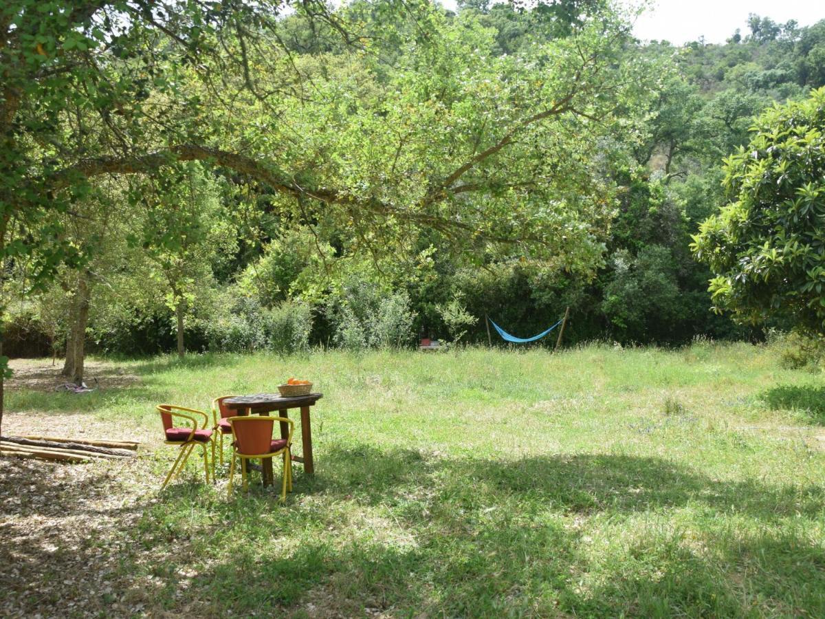 Quiet And Cottage In The Estate Casas Da Cerca Troviscais Dış mekan fotoğraf